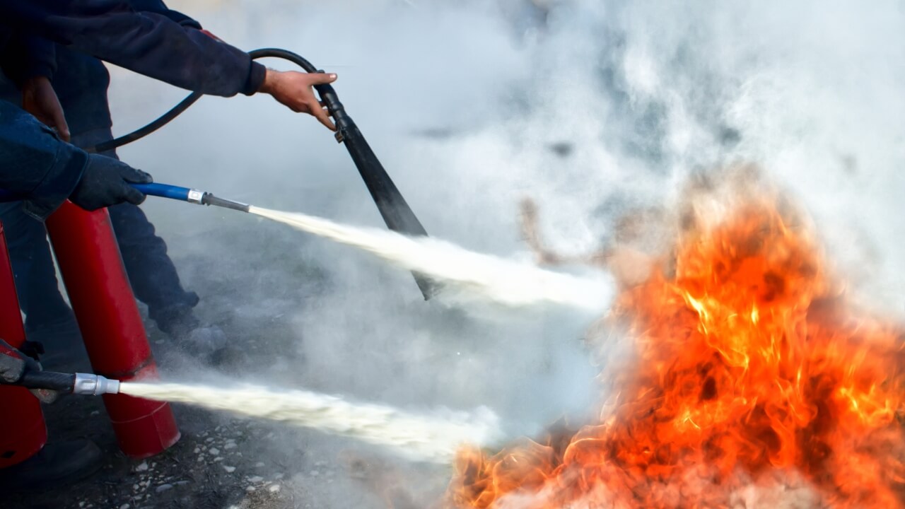 Decreto controlli antincendio: nuova proroga per la qualifica dei tecnici manutentori dei presidi antincendio